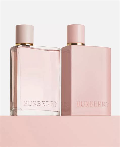 burberry her vs baccarat|burberry her fragrance.